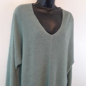 Eileen Fisher women V Neck Box Top